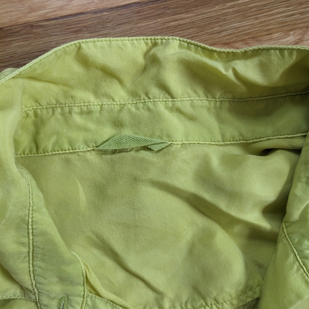 Left On Friday Day Trip Button Down L/XL Sport Silk - Picture 3 of 4